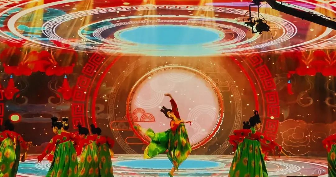 新闻公司荣获bevictor伟德第三十三届金秋舞蹈大赛季军